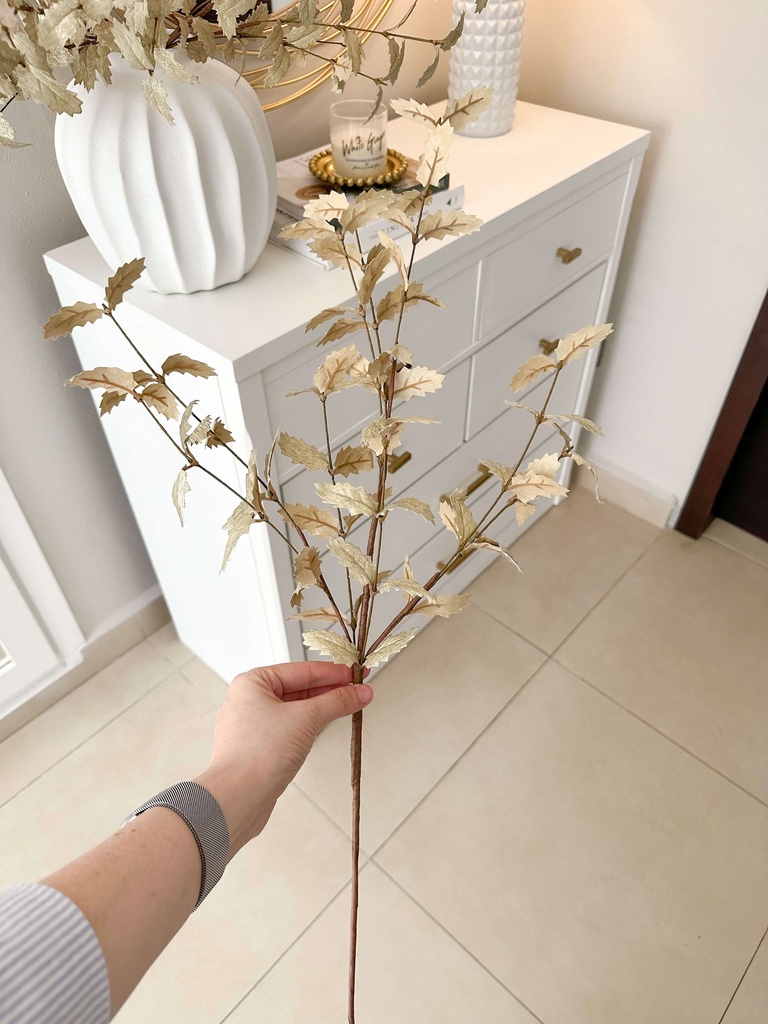 Rama Holly Leaf Stem