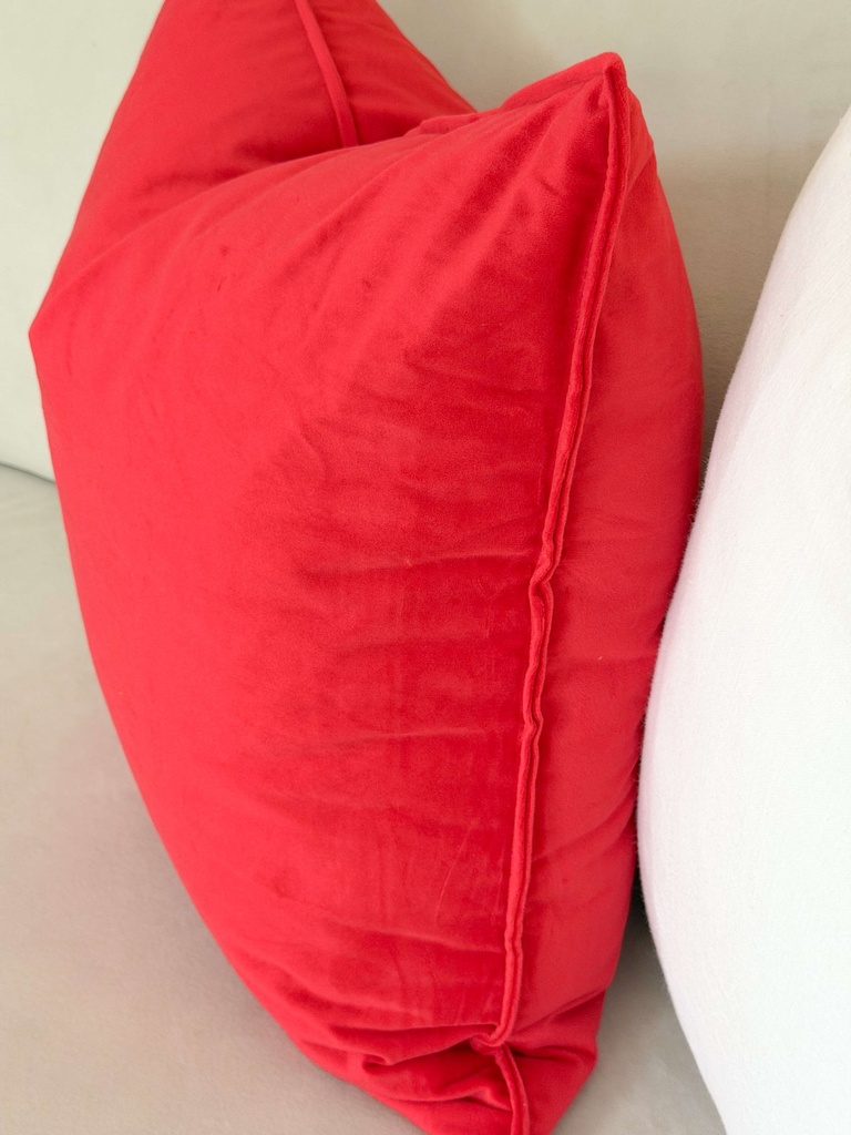 Forro velvet rojo vivo