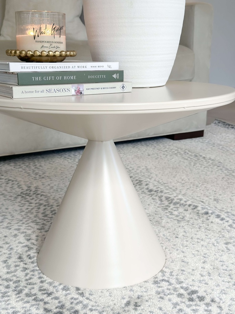 Mesa de centro pequeña