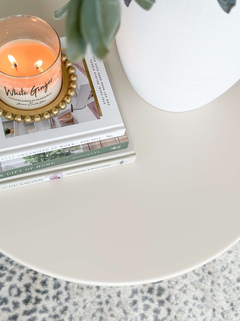 Mesa de centro pequeña