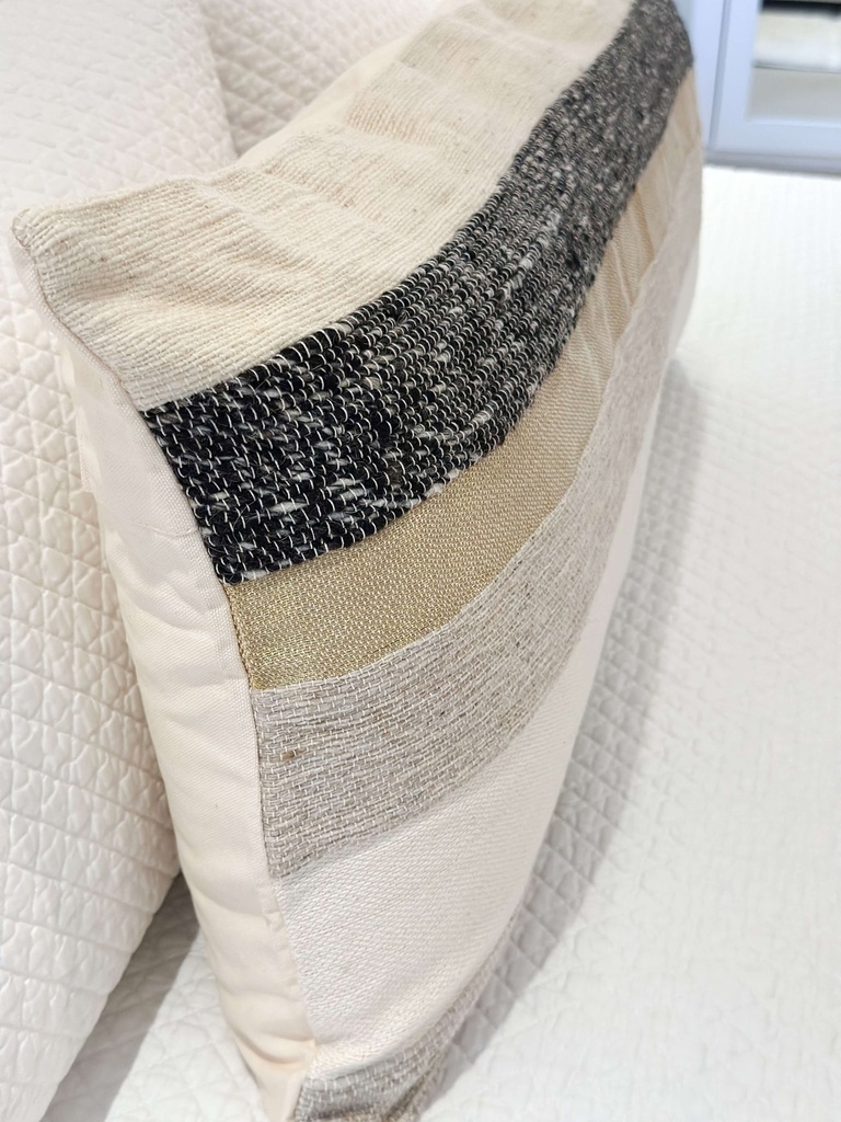 Lumbar oversized tricolor