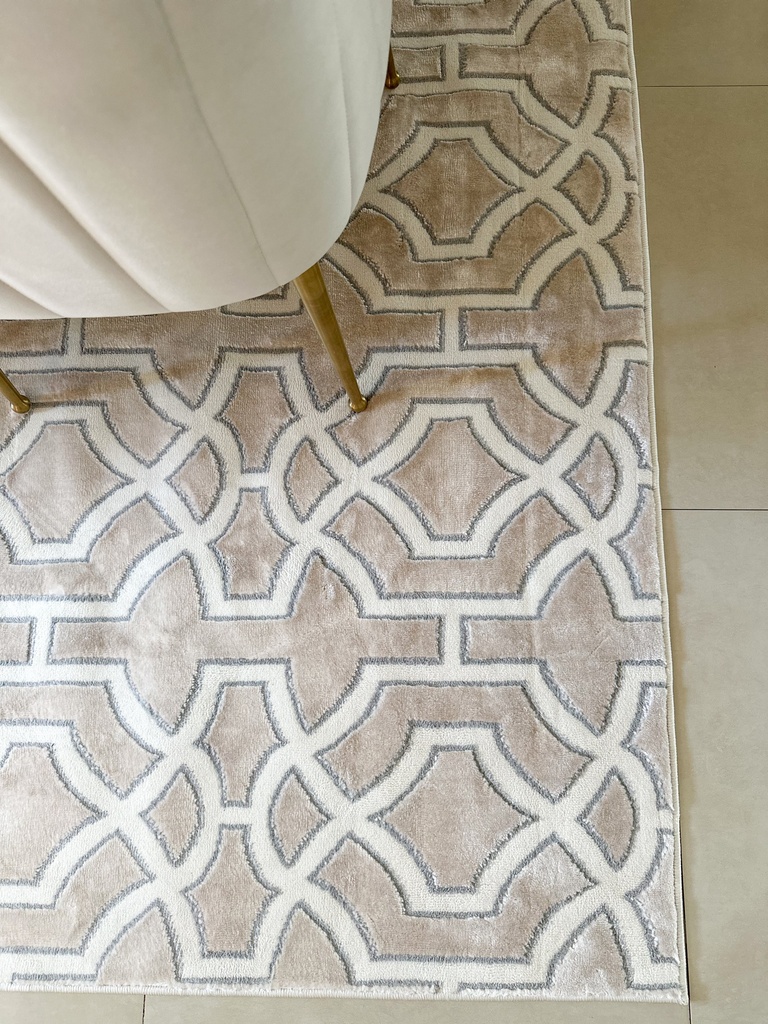 Alfombra Joli beige clasica