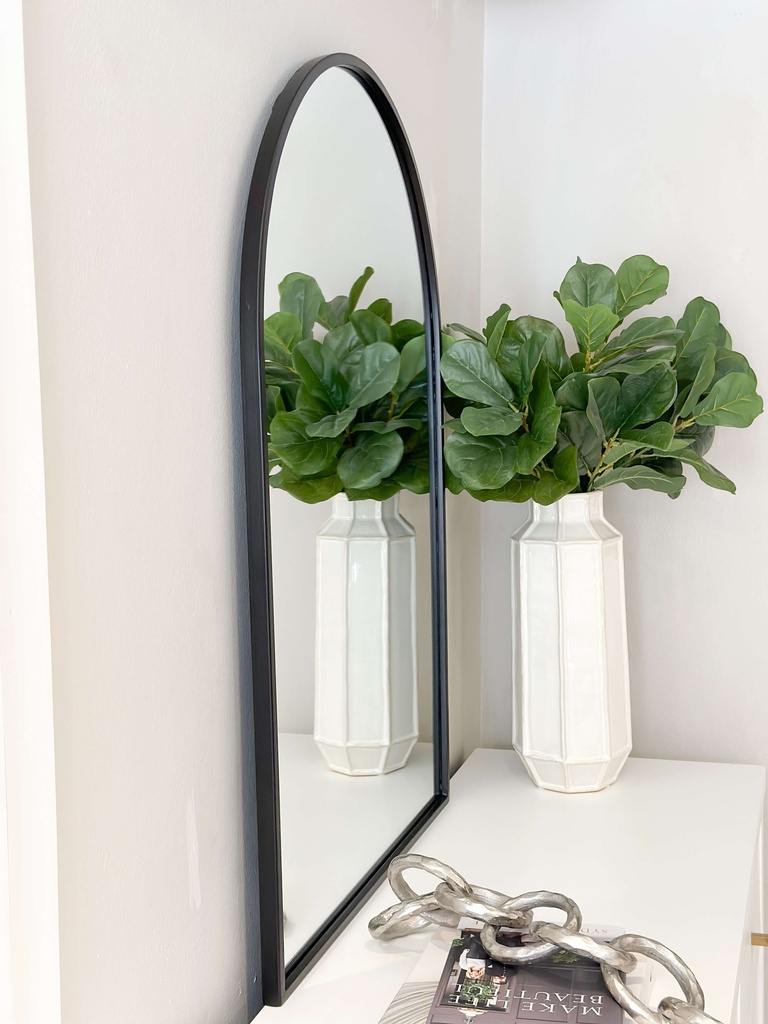 Espejo Greta con Marco Negro