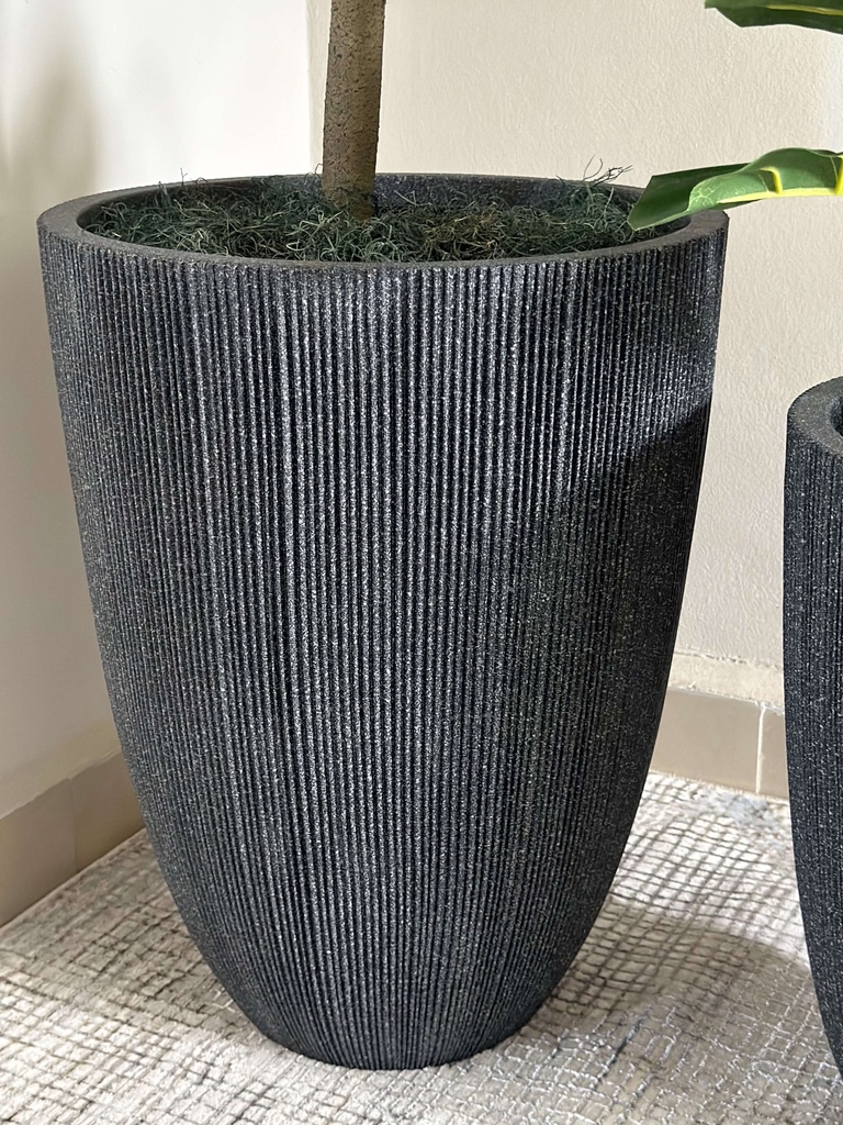 Macetera negra (2 Tamaños)