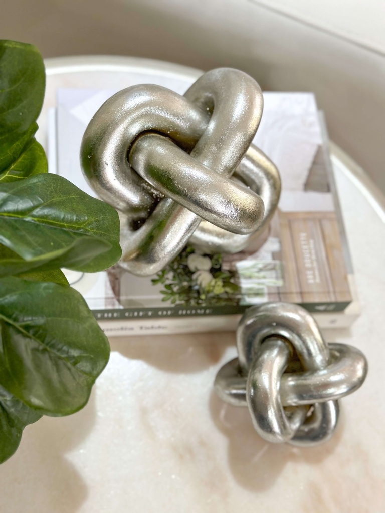 Nudos Plateados Decorativos (2 Tamaños)