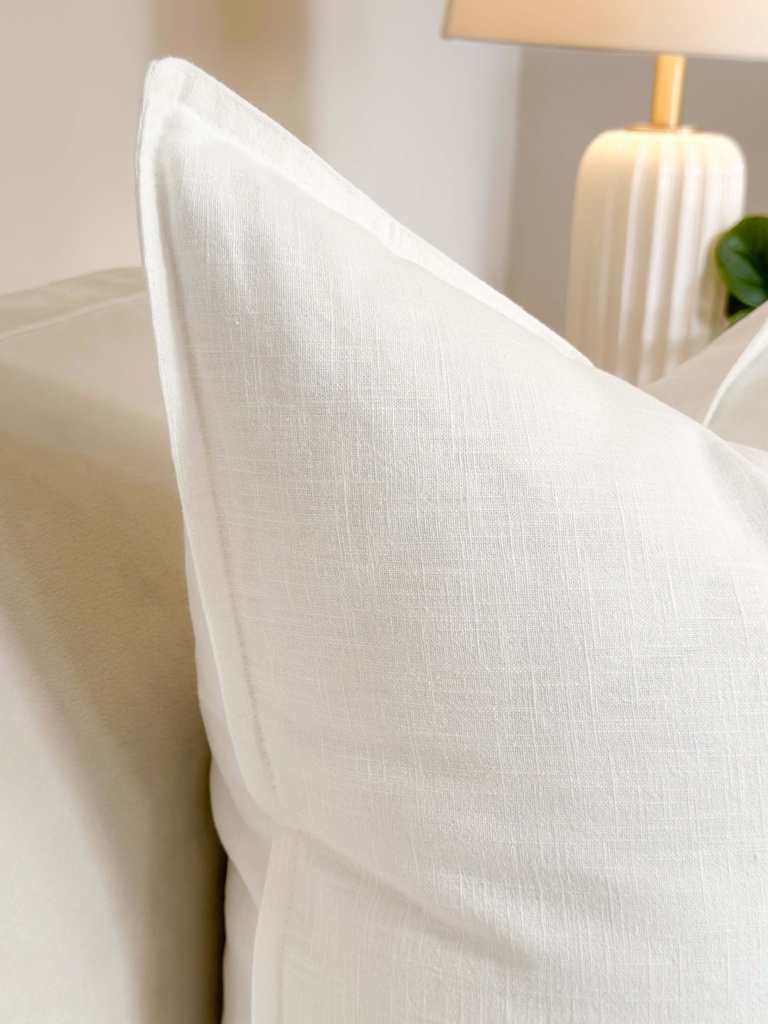 Cojin blanco de lino