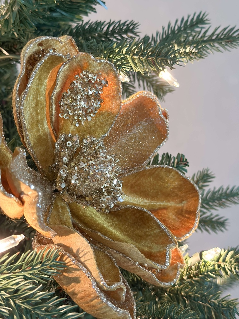 Magnolia velvet dorada mostaza con lentejuelas