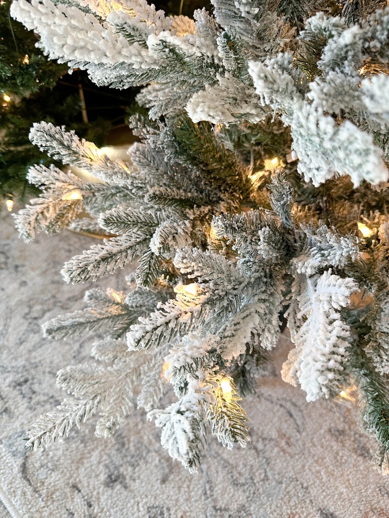 Arbol nevado 4 pies con luz