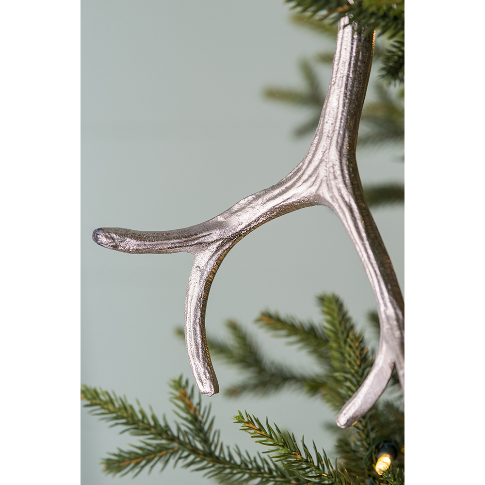 Cuerno plateado de aluminio