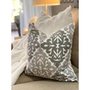 Forro de Cojin bordado duo gris