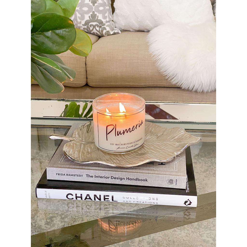 Hoja de metal plateada