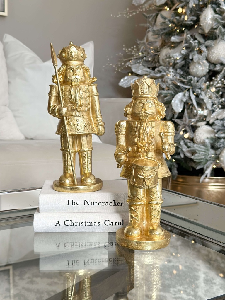 Nutcrackers dorados hoja de oro