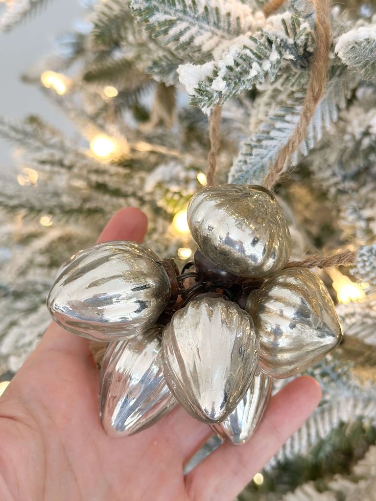 Ornamento con mini bellotas de mercury glass