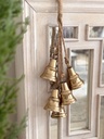 Campanas doradas decorativas de metal