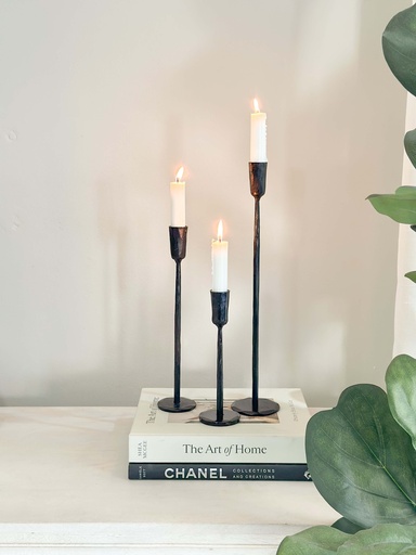 [77645 / 46 y 47] Set de 3 candelabros negros