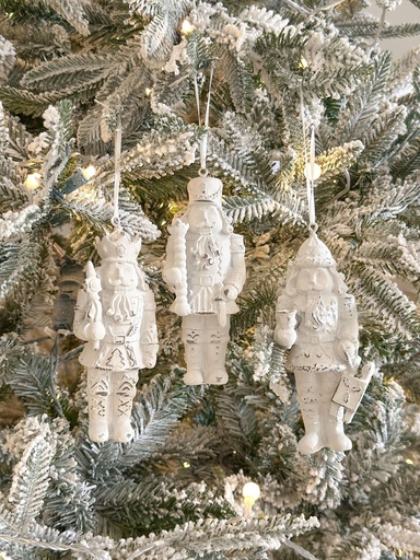 [4512190] Set de 3 mini nutcrackers blanco lavados