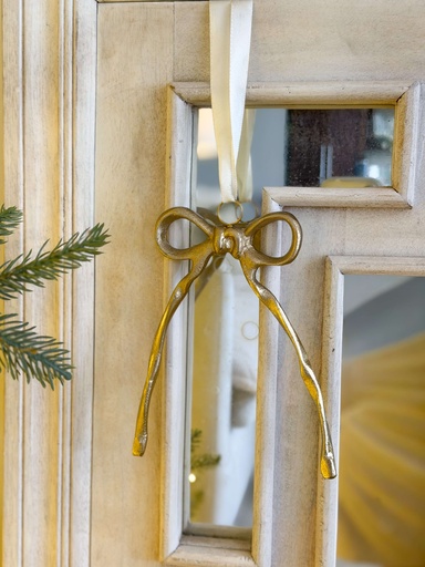 [PDDIV25-13DIV] Ornamento de chongo con cinta blanca