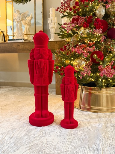 Nutcrackers rojos Velvet (2 tamaños)