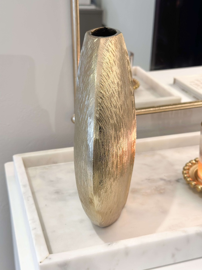 Base flat dorada Tina