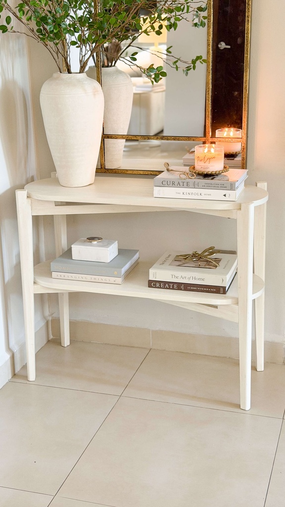 Consola pequeña blanco antiguo
