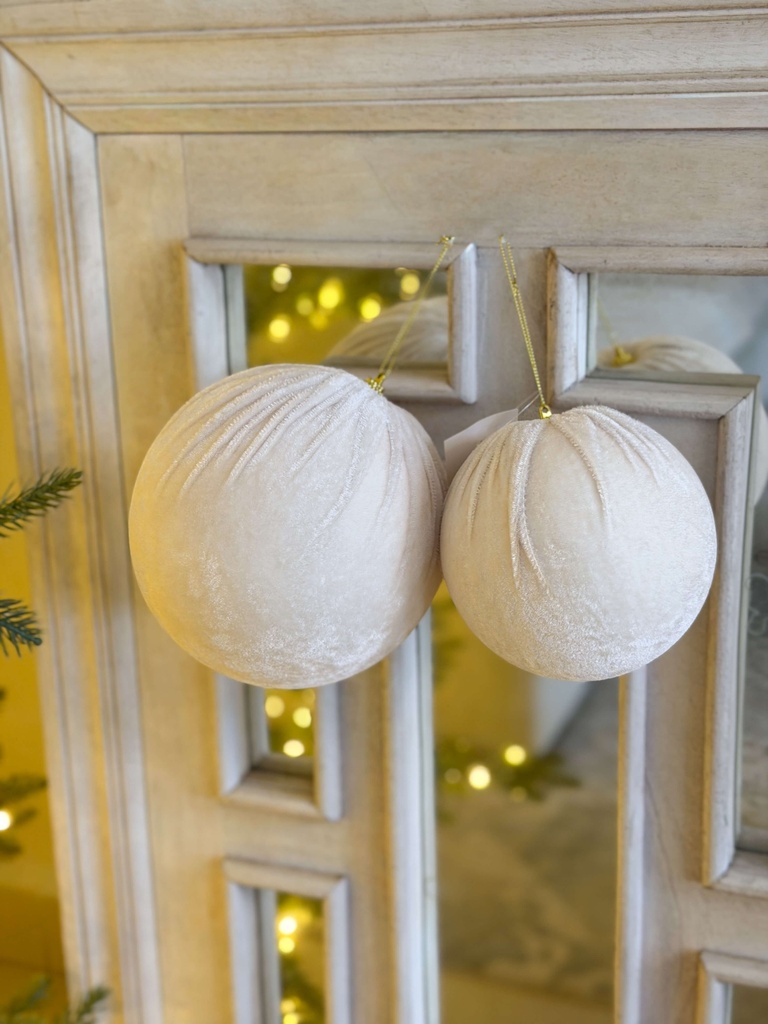 Esfera velvet crema (2 Tamaños)