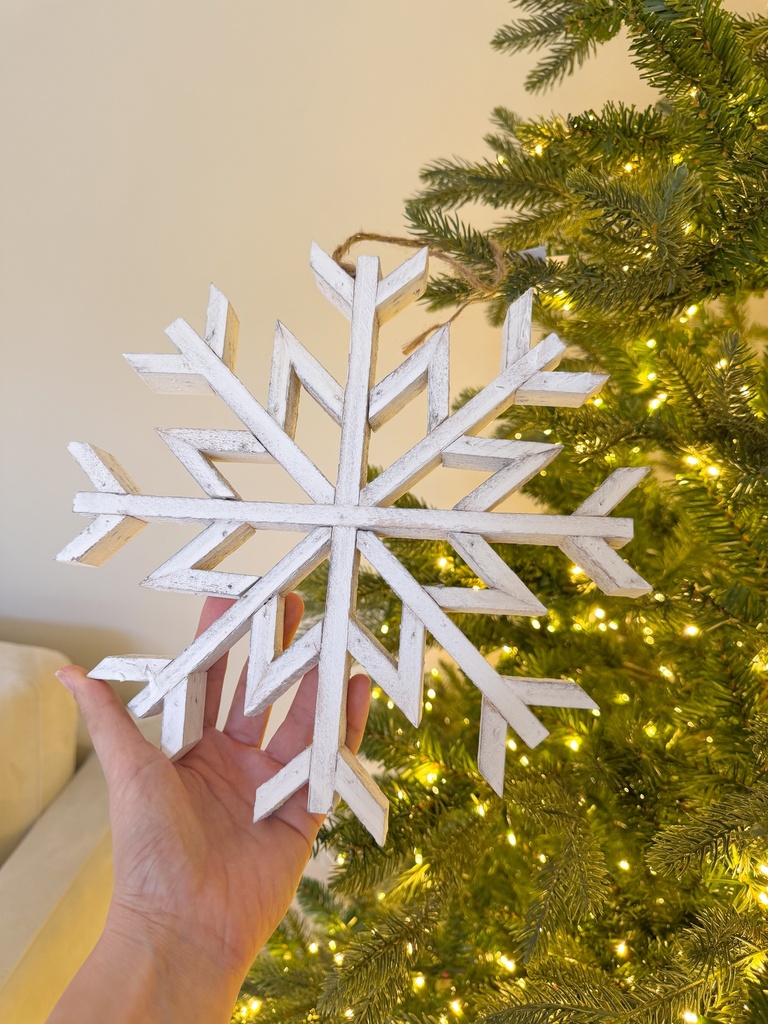 Ornamento copo blanco de madera