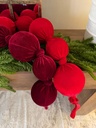 Guirnalda de esferas velvet (2 colores)