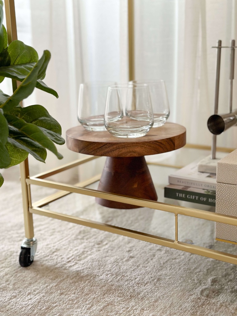 Cake stand rustico