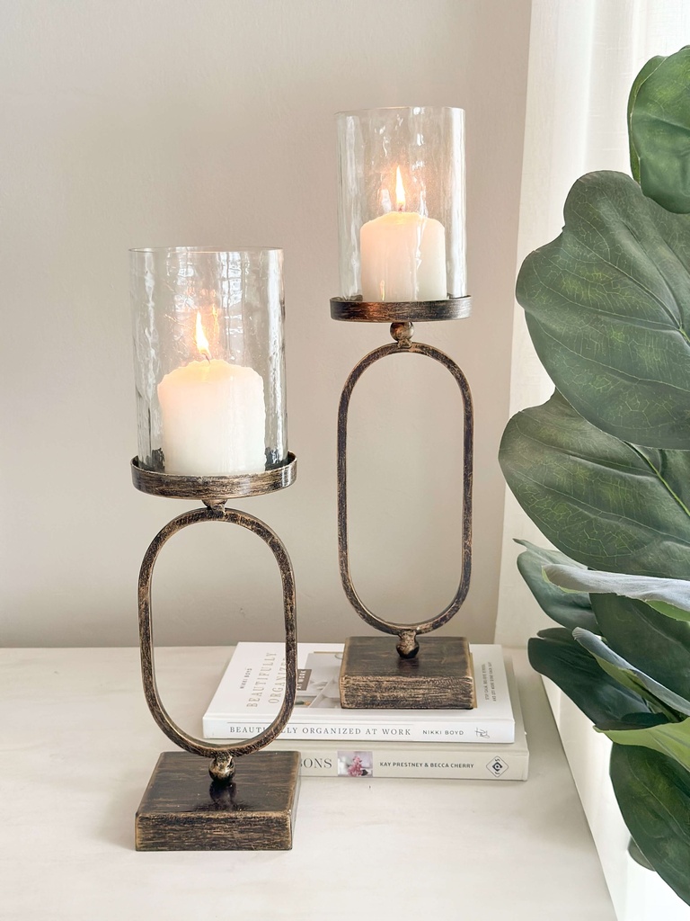 Set de 2 candelabros negros y dorado con vidrio
