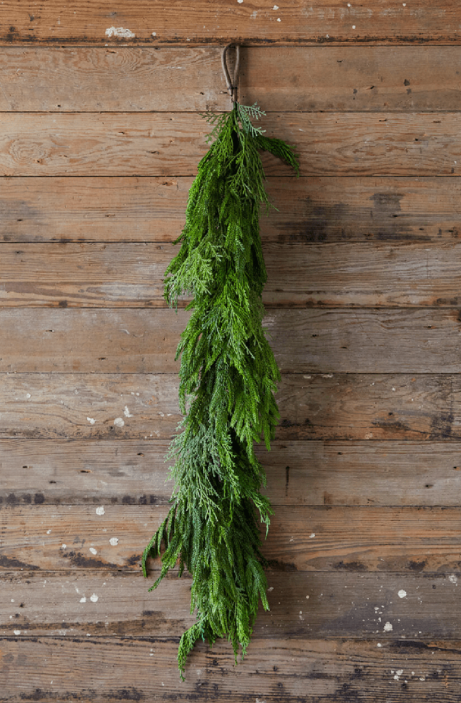 Guirnalda de pino norfolk y cipres