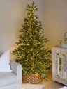 Arbol de Navidad Emerald Fir 7.5'