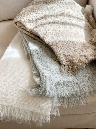 Throw Lana (varios colores disponibles)